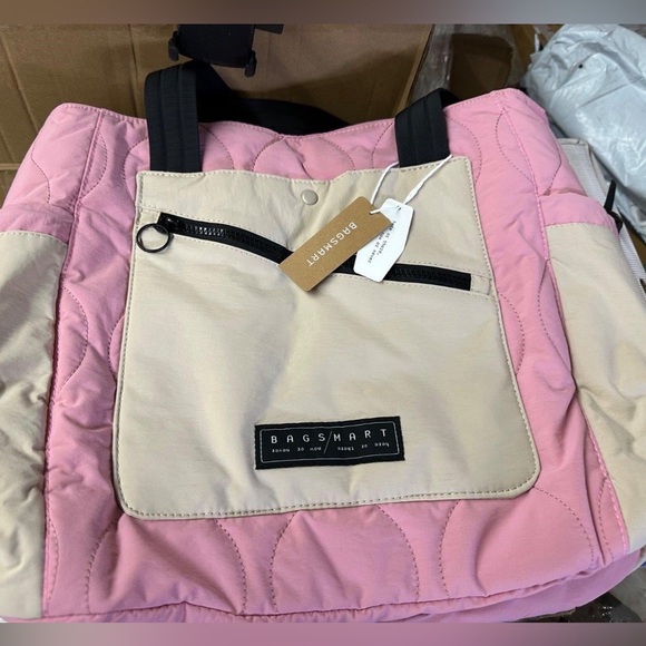 BRAND NEW Bagsmart Zora Puffy Tote (20L) – Laptop/Travel/Gym – Rose Pink & Beige - Picture 5 of 8